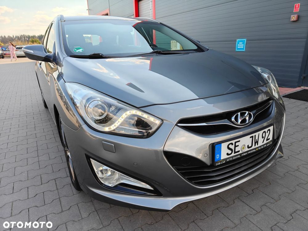 Hyundai i40 i40cw 1.7 CRDi Fifa World Cup Edition - 9