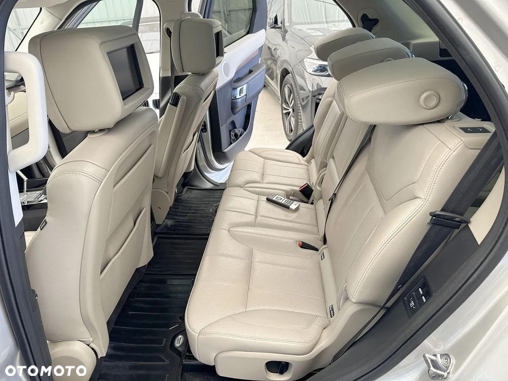 Land Rover Discovery V 3.0 TD6 HSE Luxury - 9