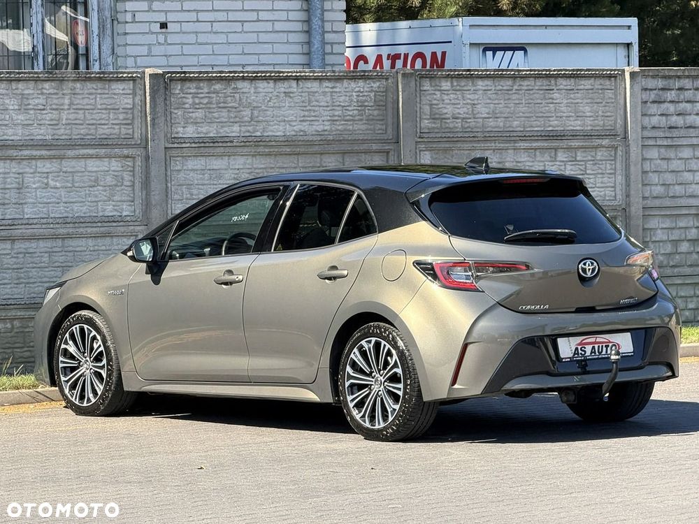 Toyota Corolla 1.8 Hybrid Executive - 33