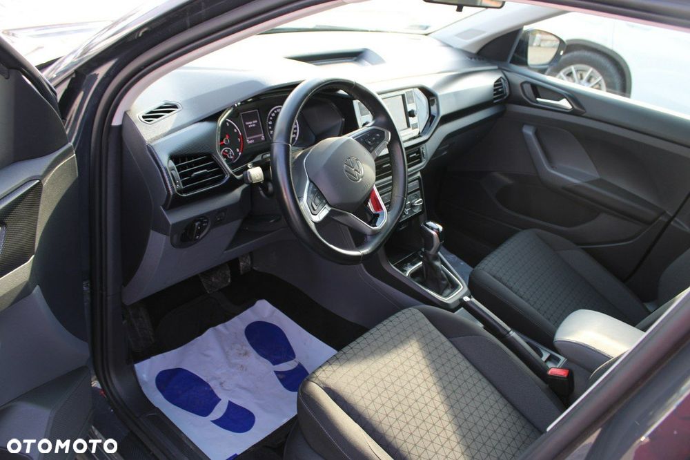 Volkswagen T-Cross - 18