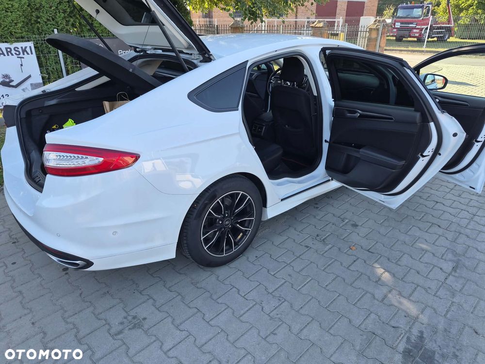 Ford Mondeo 2.0 TDCi Trend - 13