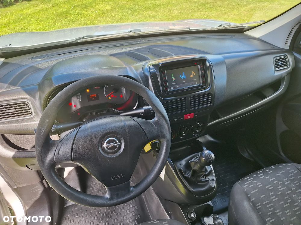 Opel Combo - 21