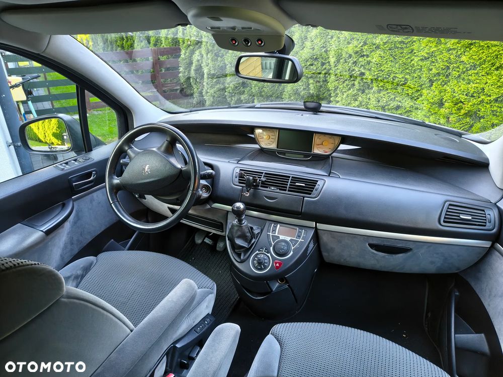 Peugeot 807 2.0 HDi Premium - 10
