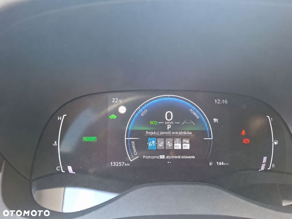 Toyota Yaris Hybrid 1.5 Style - 11