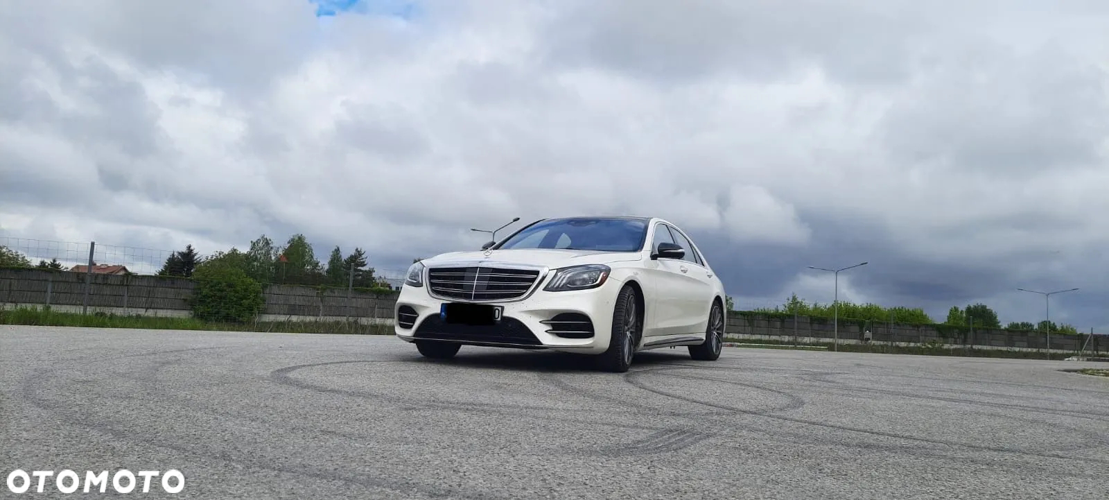 Mercedes-Benz Klasa S 560 4-Matic L 9G-TRONIC - 12