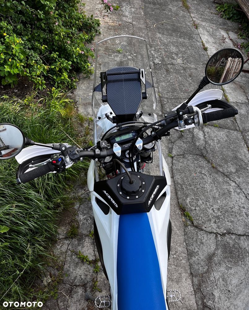 Husqvarna FE - 3