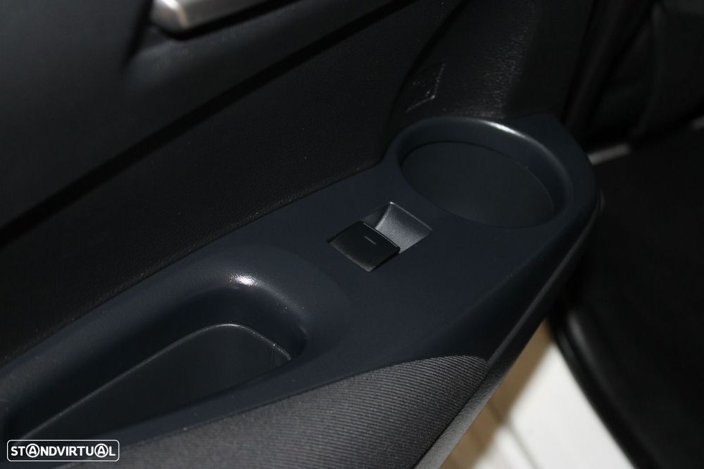 Toyota Corolla 1.8 Hybrid Comfort - 27