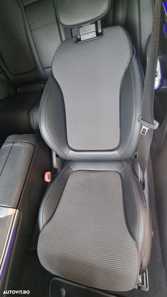 Mercedes-Benz C - 27
