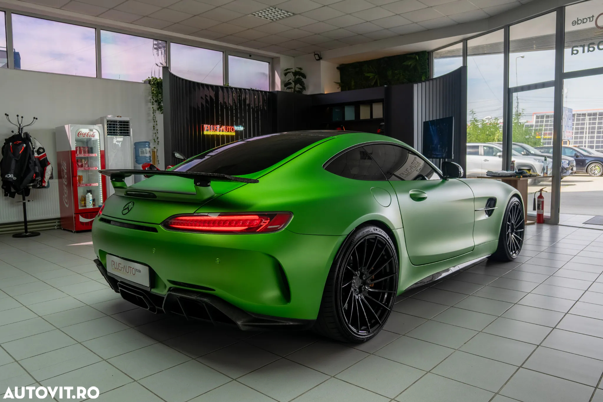Mercedes-Benz AMG GT R - 15