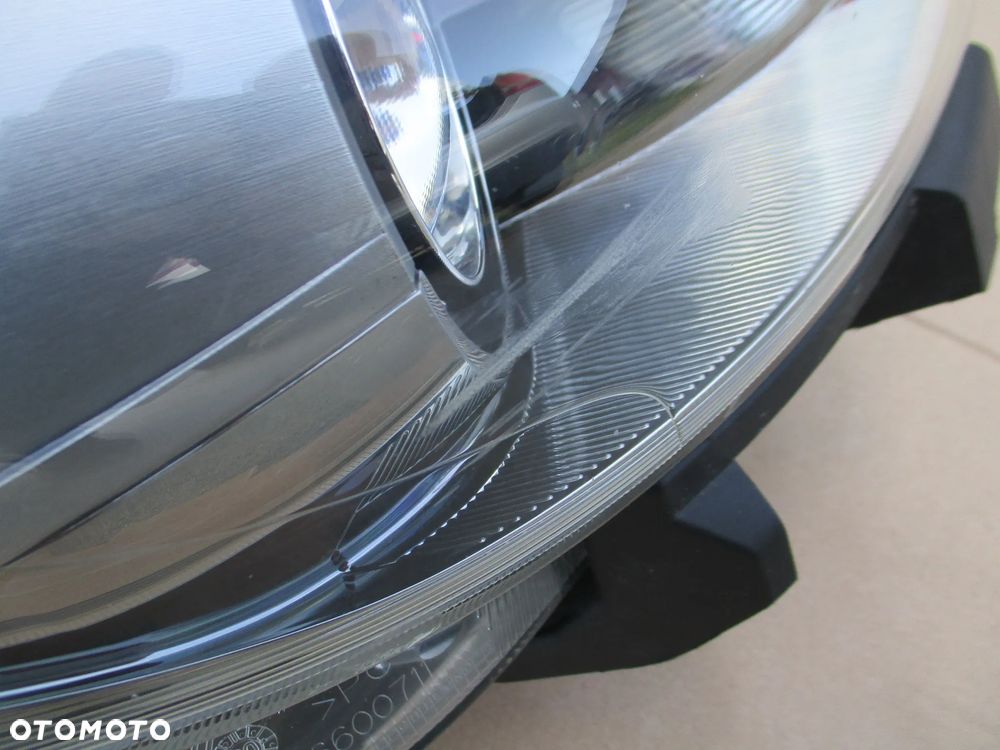 Alfa Romeo Giulietta Lift 16- LAMPA PRZÓD LEWA LUB PRAWA - 6