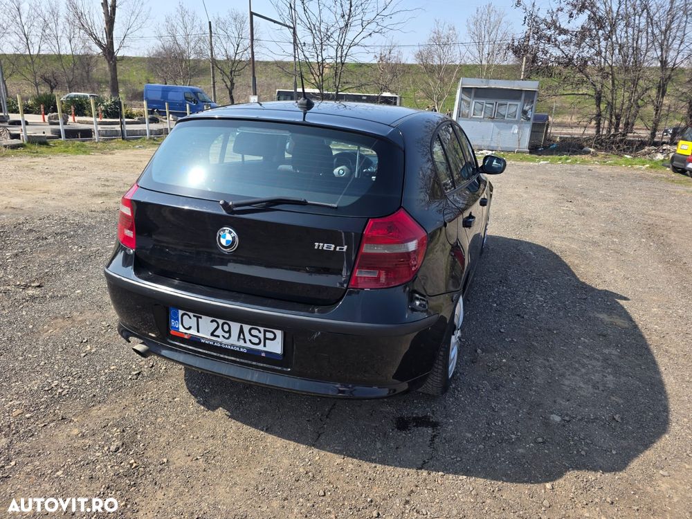 BMW Seria 1 118d - 11