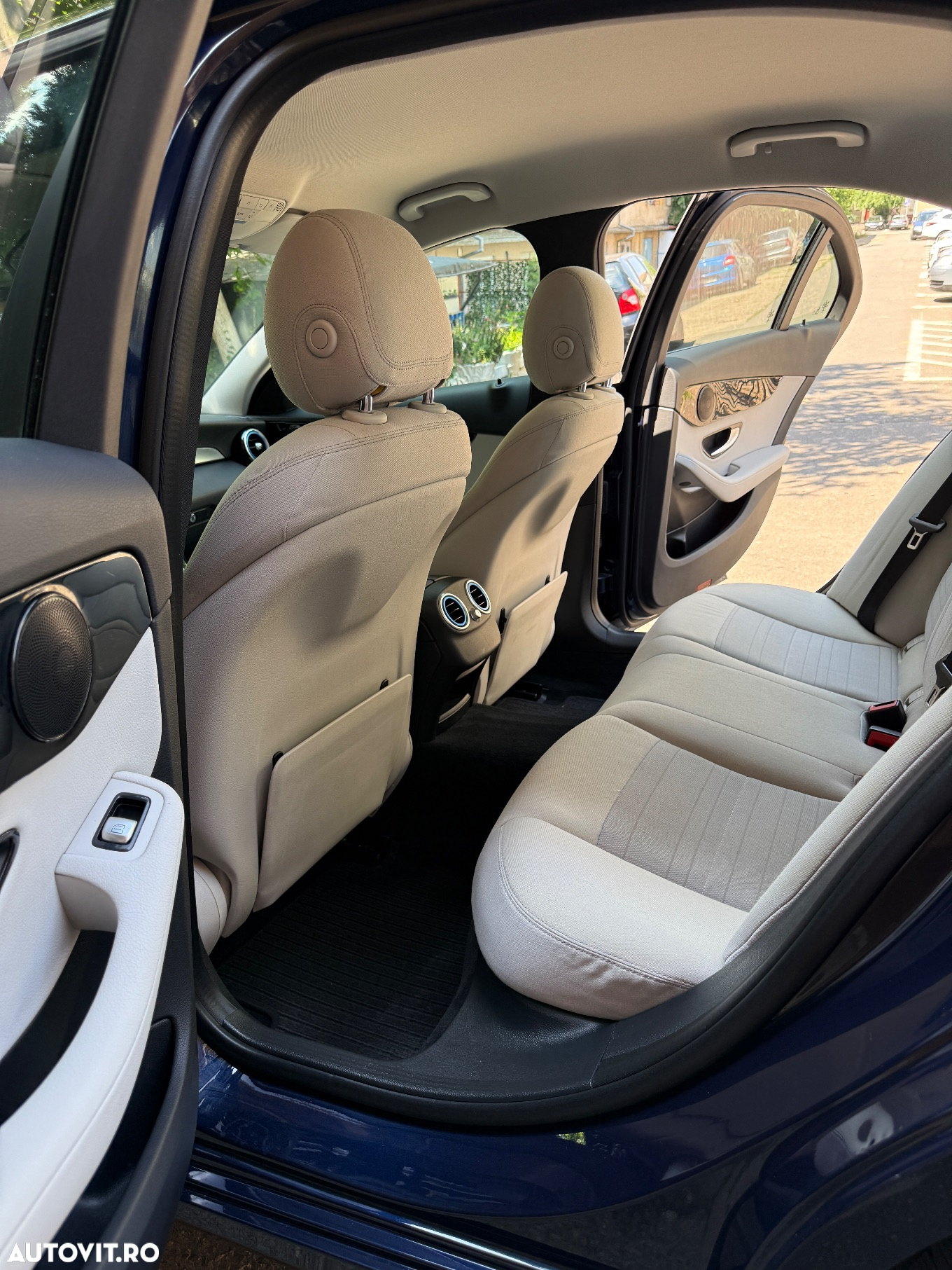 Mercedes-Benz C 250 (BlueTEC) d 4Matic T 7G-TRONIC Exclusive - 8