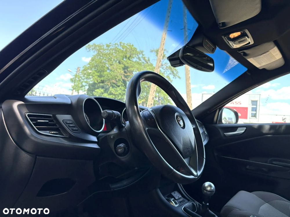 Alfa Romeo Giulietta 1.4 TB Distinctive - 10