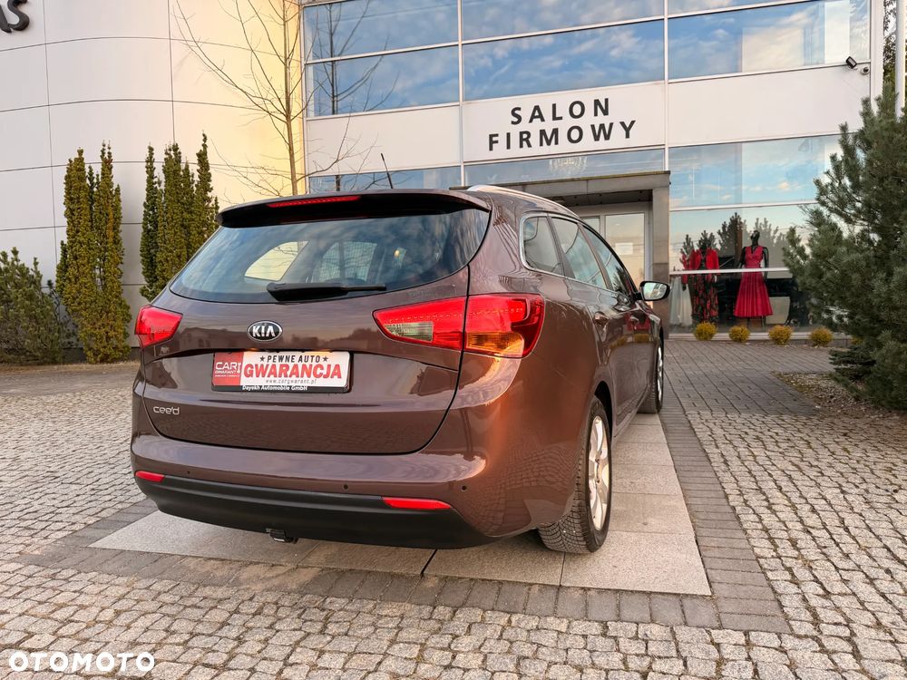 Kia Ceed 1.6 GDI ISG Spirit - 29