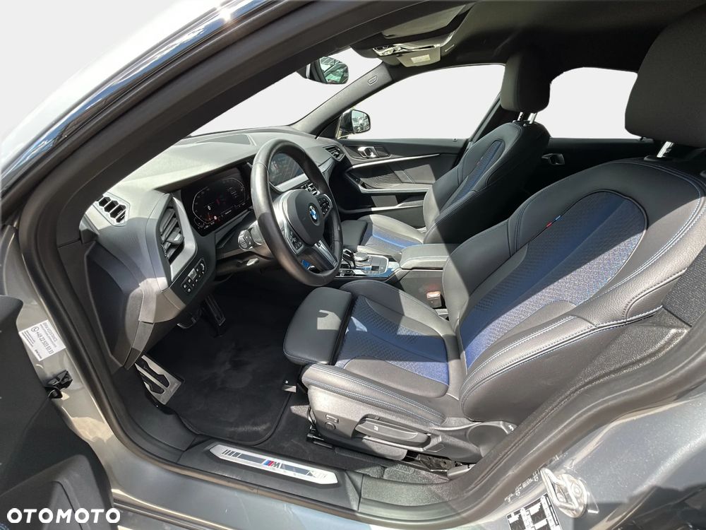 BMW Seria 2 218i - 15