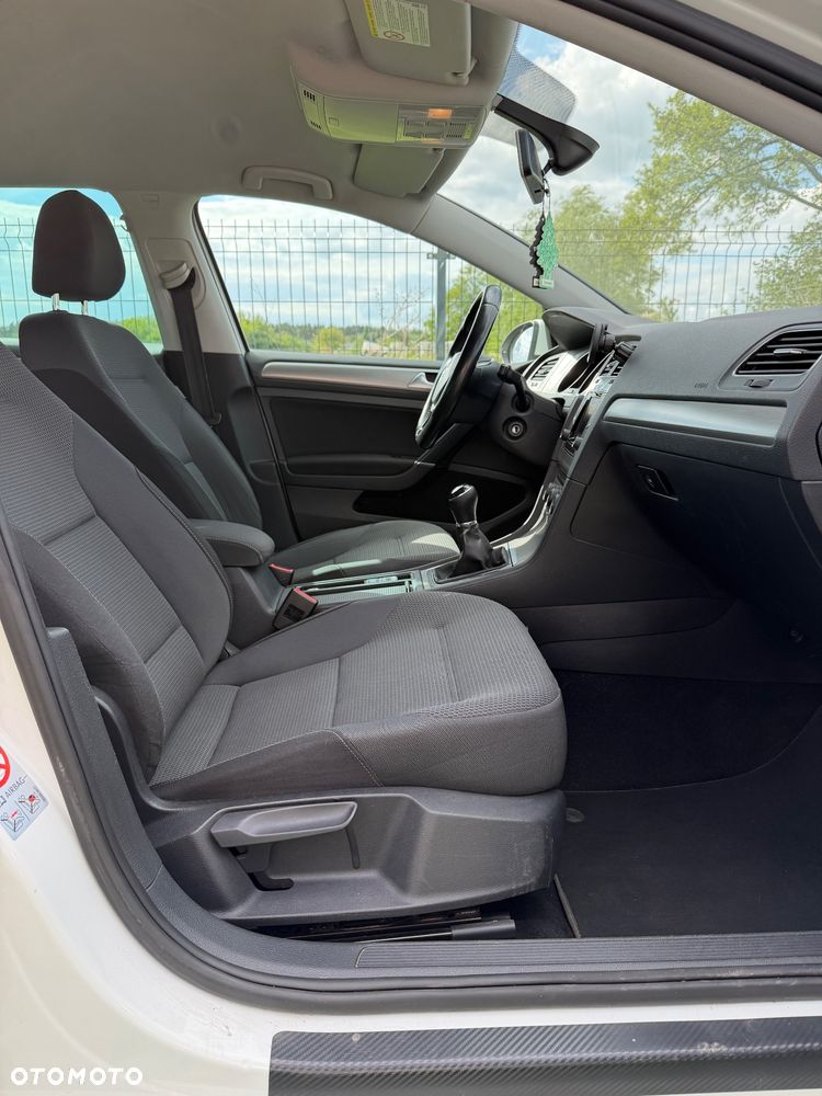 Volkswagen Golf 1.4 TSI BMT Comfortline - 19