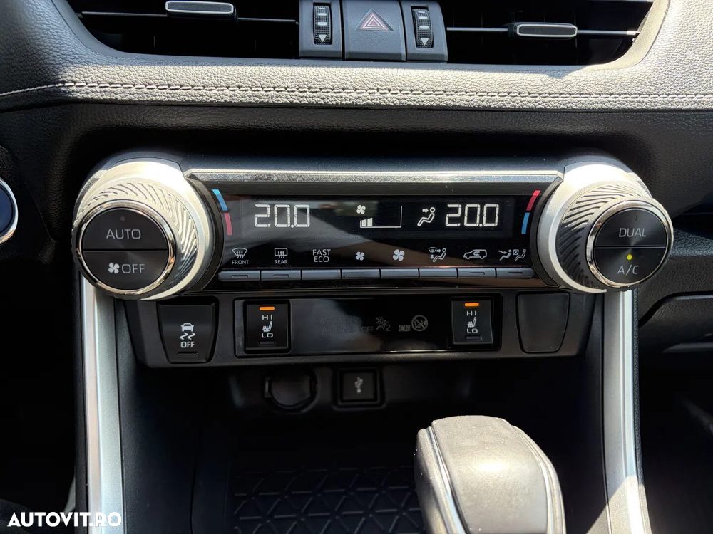 Toyota RAV4 - 30