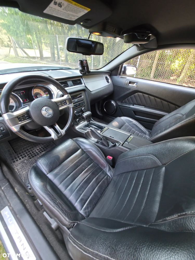 Ford Mustang 5.0 V8 GT Premium - 5
