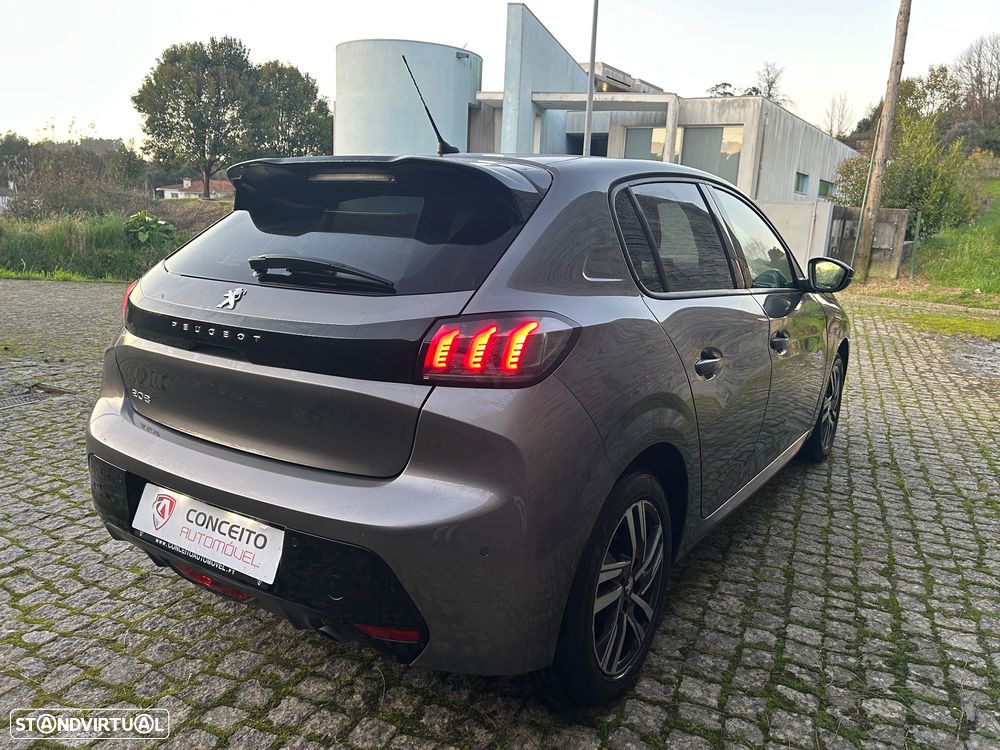 Peugeot 208 PureTech 100 EAT8 Allure Pack - 8