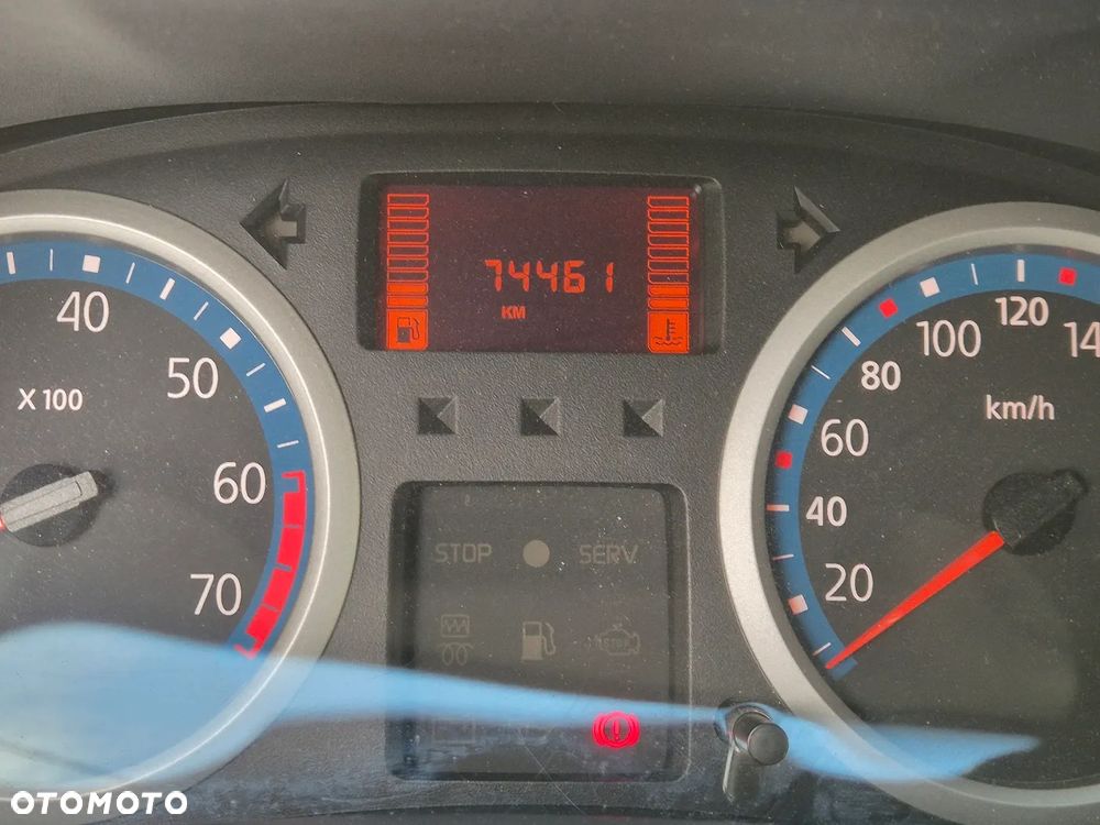 Renault Clio - 19