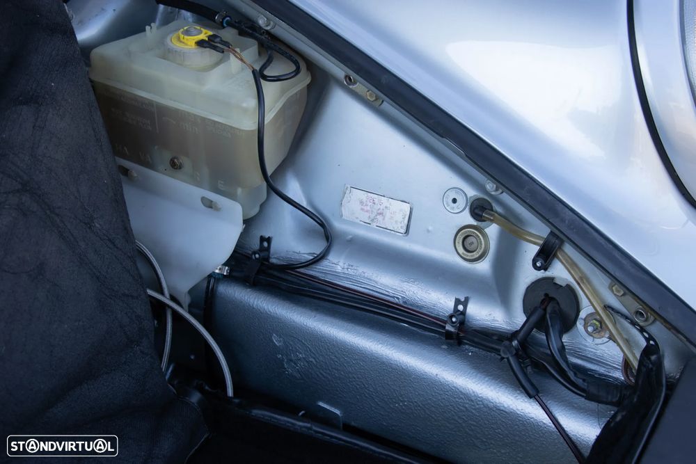 Porsche 911 (964) Coupé 3.3 Turbo II - 44