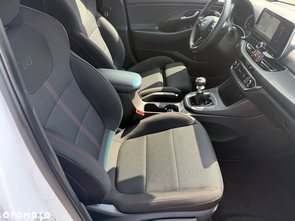 Hyundai i30 1.5 T-GDI 48V-Hybrid N-Line - 12