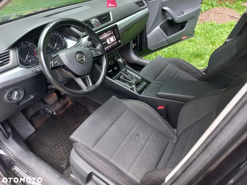 Skoda Superb 2.0 TDI Ambition DSG - 13
