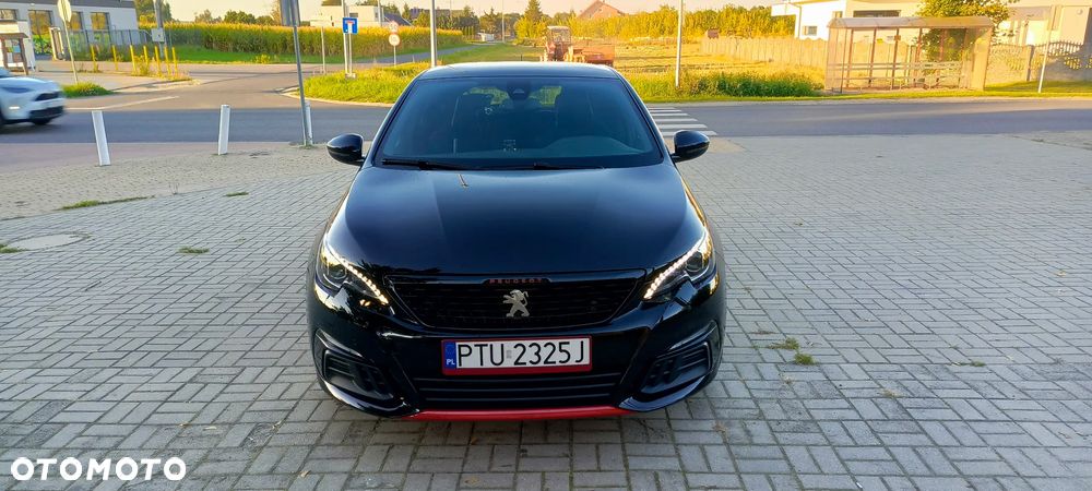 Peugeot 308 2020 photo 2