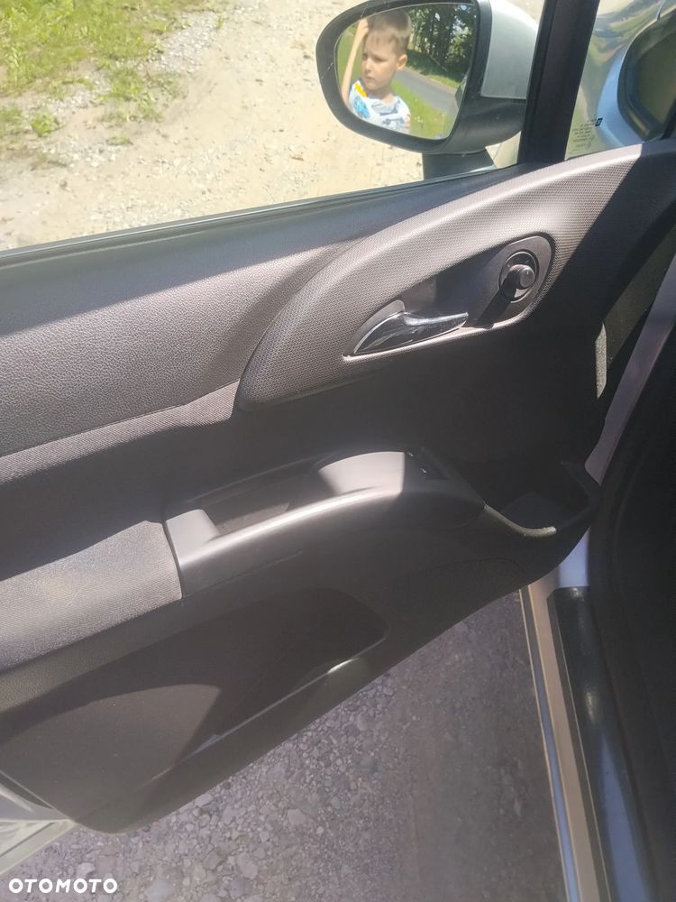 Opel Meriva - 13