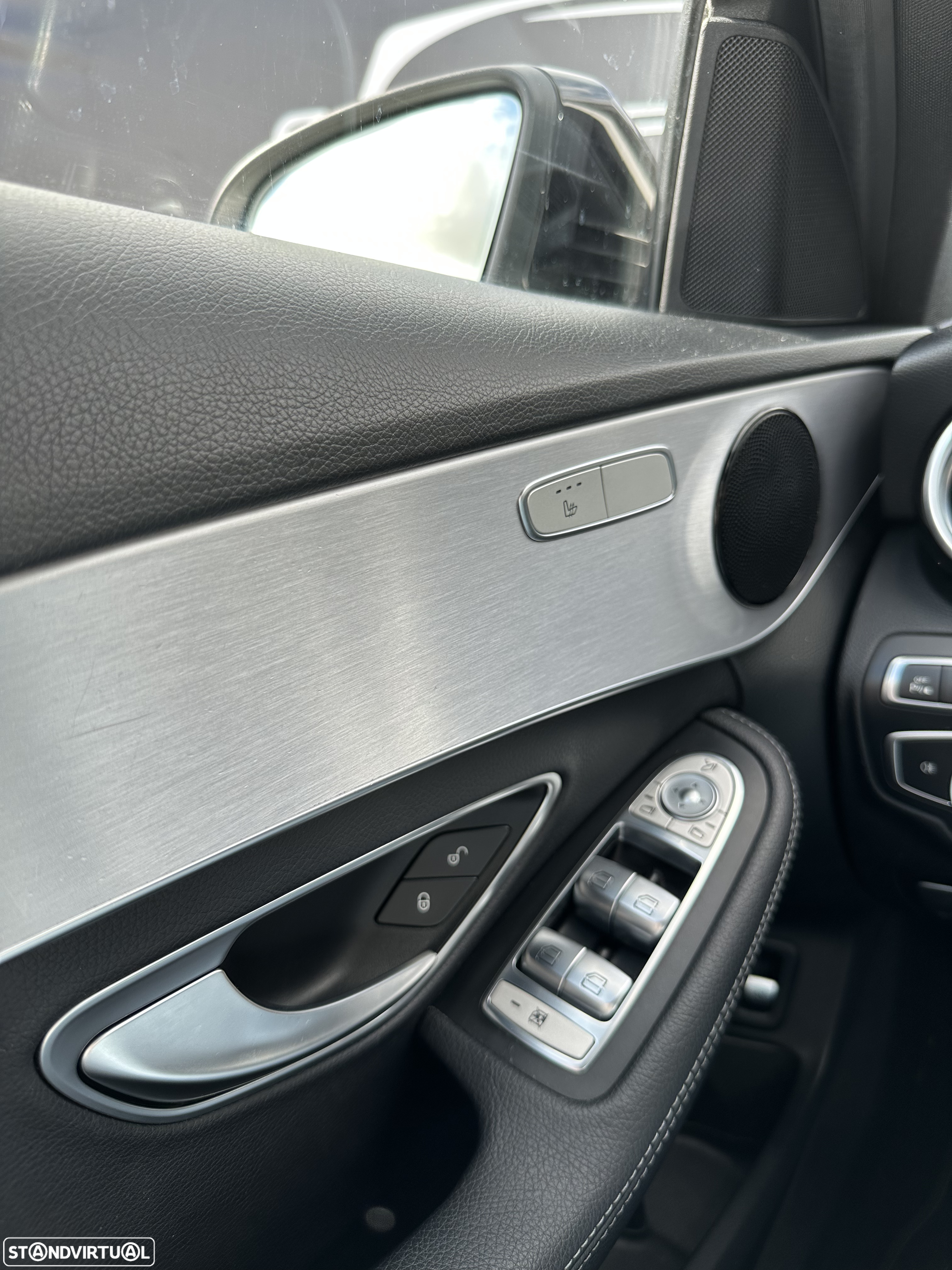Mercedes-Benz C 350 e - 27