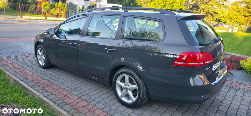 Volkswagen Passat - 26