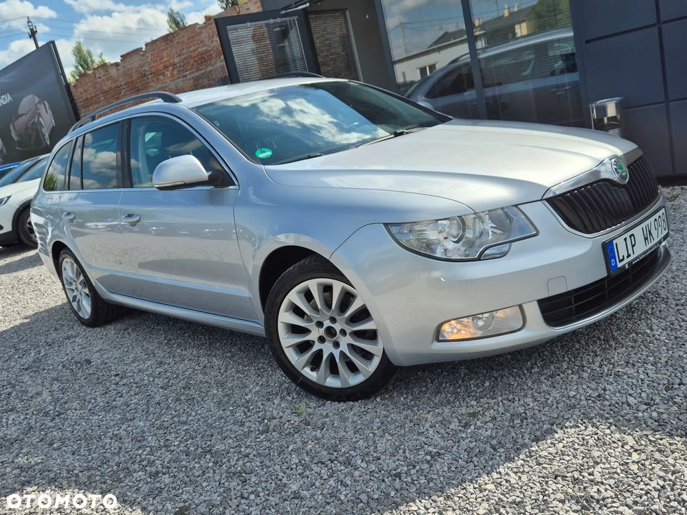 Skoda Superb 2.0 TDI DSG Exclusive - 17