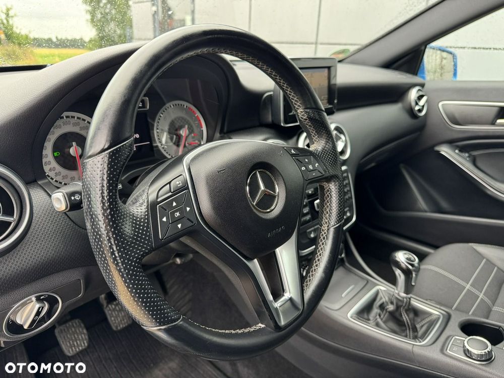 Mercedes-Benz Klasa A 180 BlueEfficiency Edition - 15