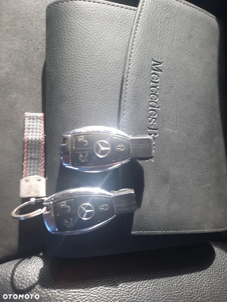 Mercedes-Benz CLA 200 7G-DCT AMG Line - 21