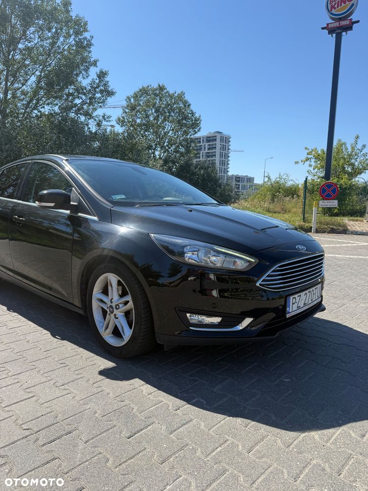 Ford Focus 1.0 EcoBoost Titanium - 4