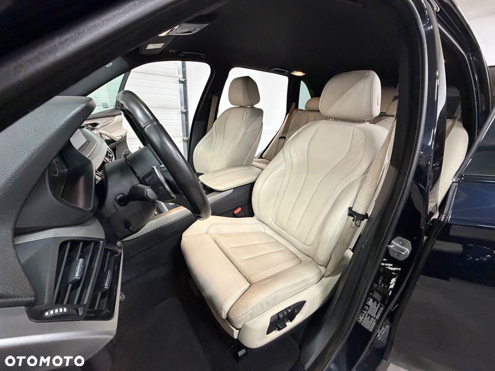 BMW X5 xDrive25d - 16