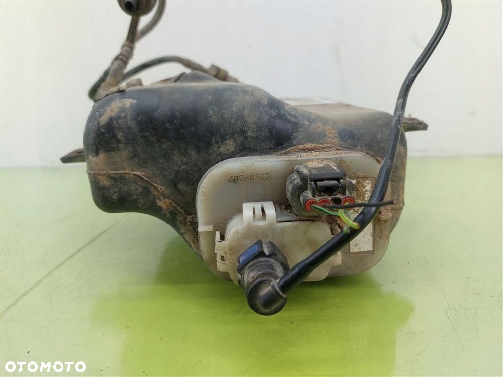 Pompka ZBIORNIIK płynu FAP DPF Ford Focus Mk2 04-11 1,6 TDCI 3M519C103AJ - 4