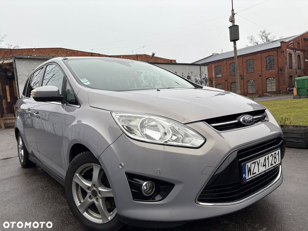 Ford Grand C-MAX - 21