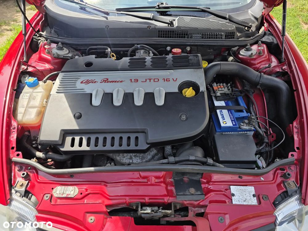 Alfa Romeo GT 1.9 JTD M-Jet Sportiva - 7