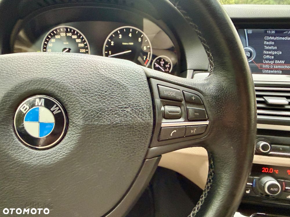 BMW Seria 5 535i xDrive Luxury Line - 24