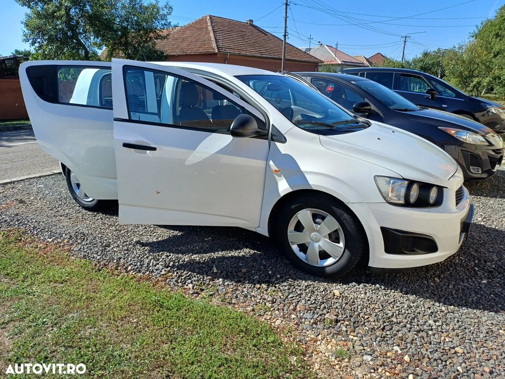 Chevrolet Aveo 1.2 LS - 11