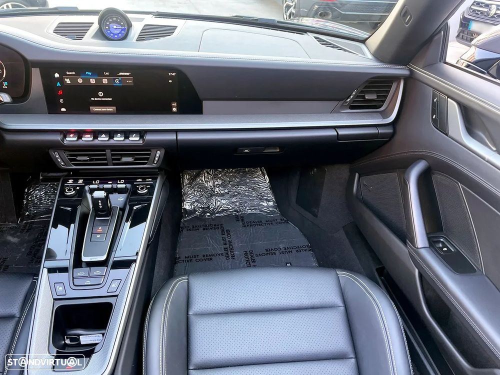 Porsche 911 (992) Carrera Cabriolet PDK - 14