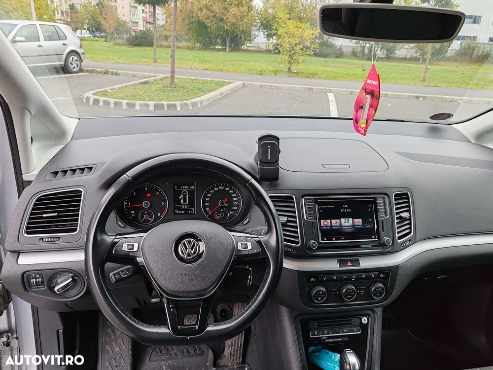 Volkswagen Sharan 2.0 TDI DSG (BlueMotion Technology) Highline - 4