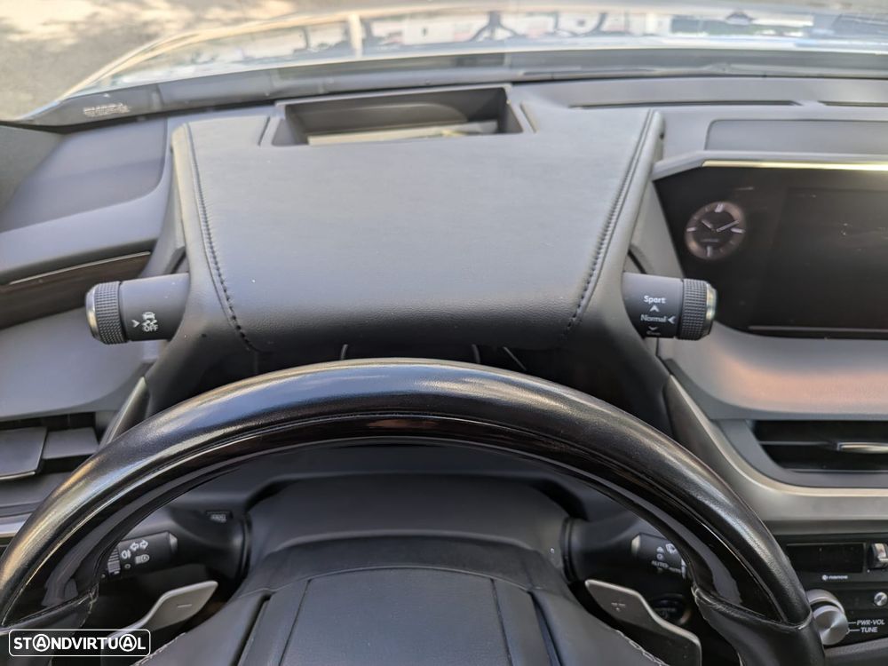 Lexus ES 300h Executive+ - 15