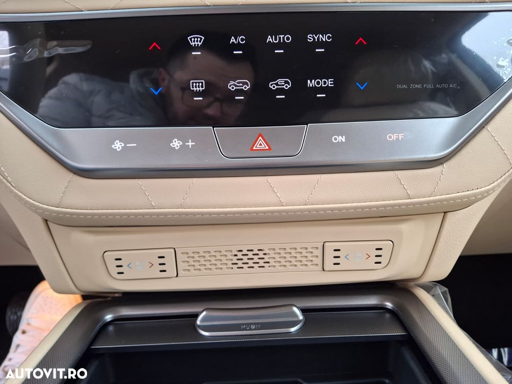 KG Mobility Rexton - 9