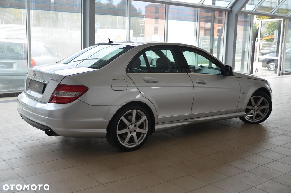 Mercedes-Benz Klasa C - 21