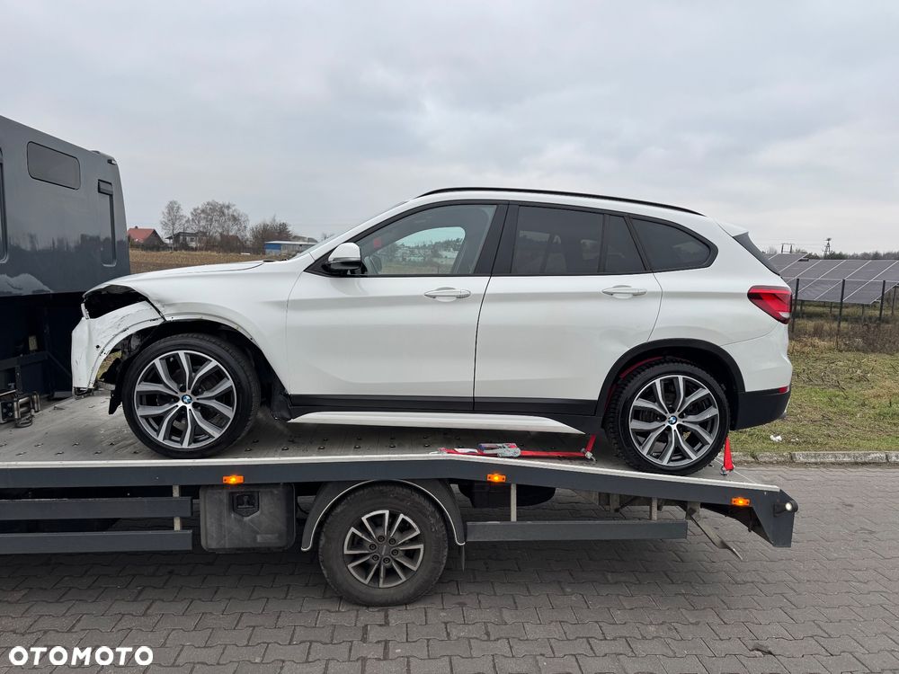 BMW X1 sDrive18d xLine sport - 4