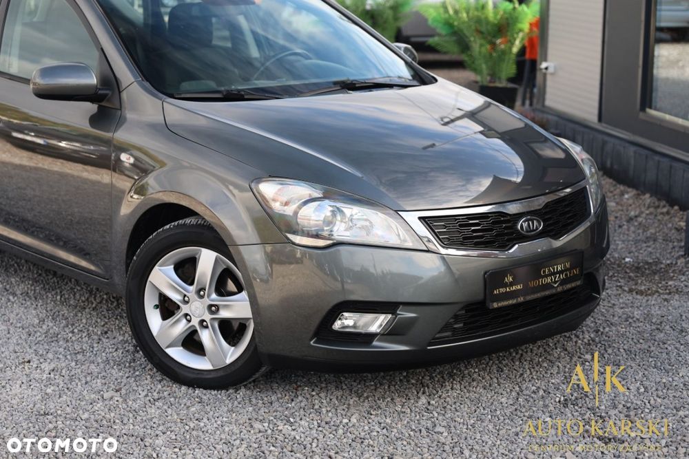 Kia Ceed - 15