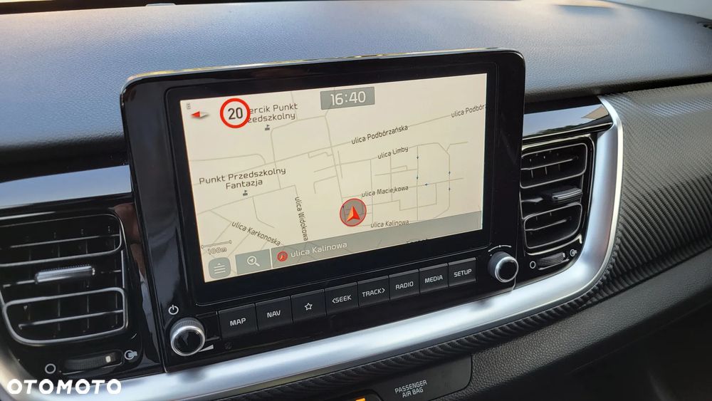 Kia Stonic 1.0 T-GDI MHEV GT Line DCT - 32