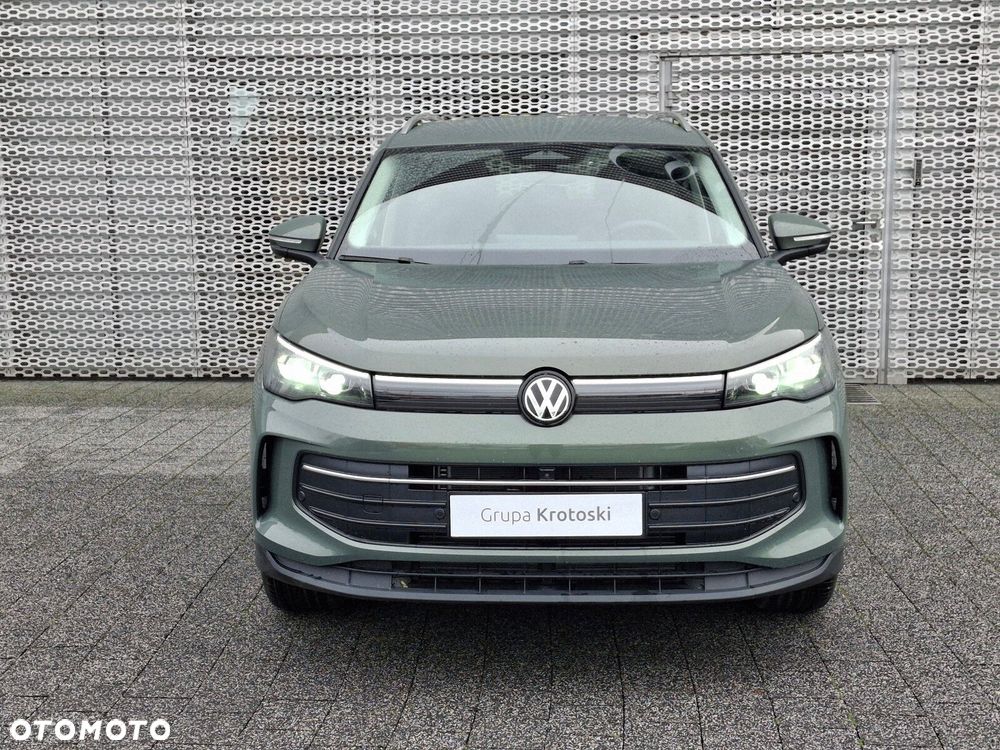 Volkswagen Tiguan - 2